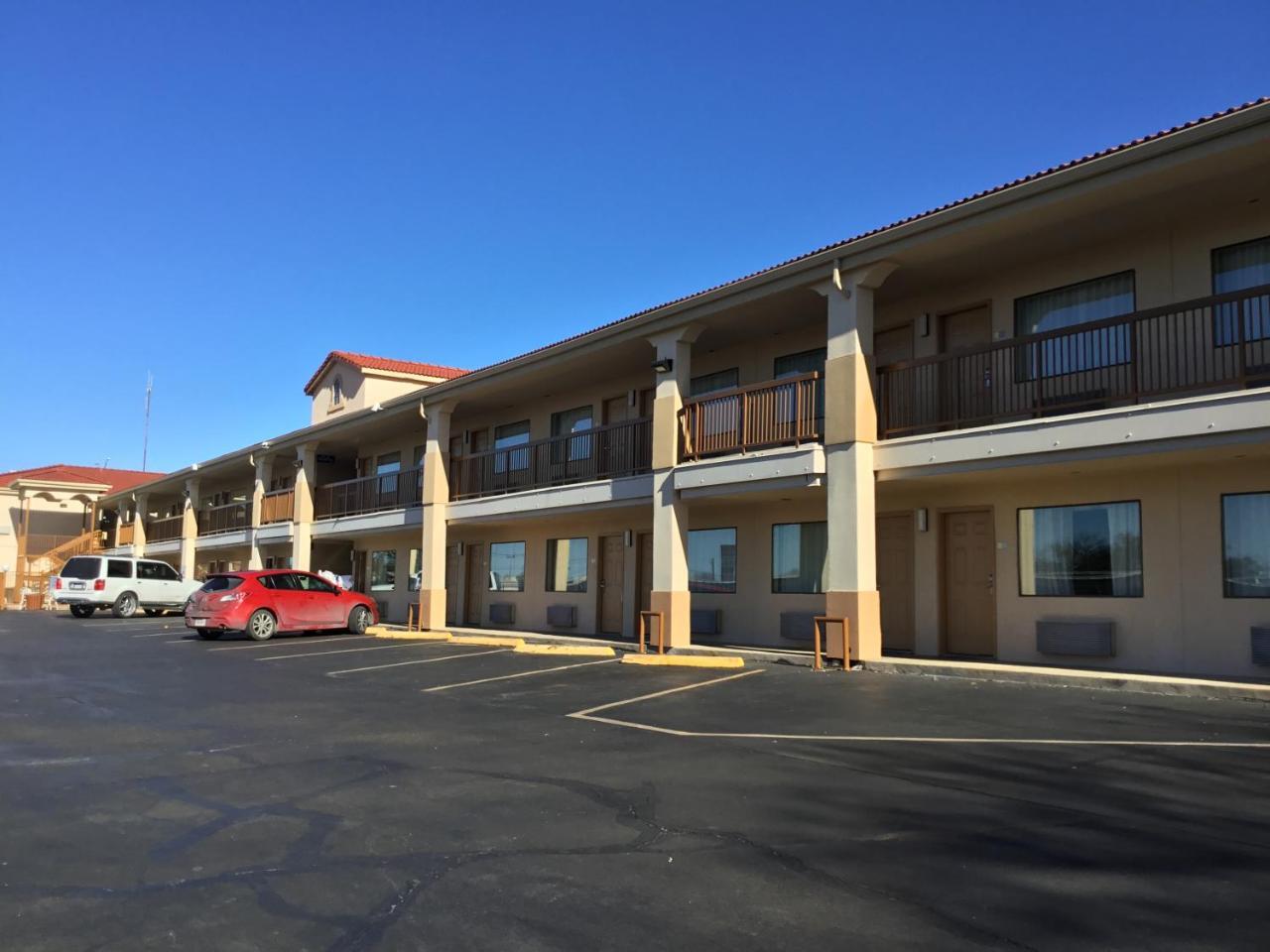 Days Inn By Wyndham Near Seaworld סן אנטוניו מראה חיצוני תמונה